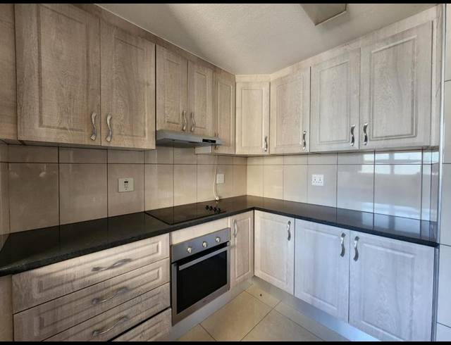 3 BEDROOM PROPERTY TO RENT IN NORTH BEACH